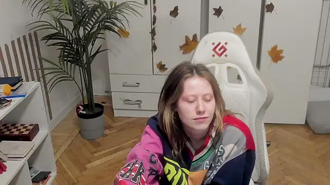 Silly__Millyn Live XXX chat