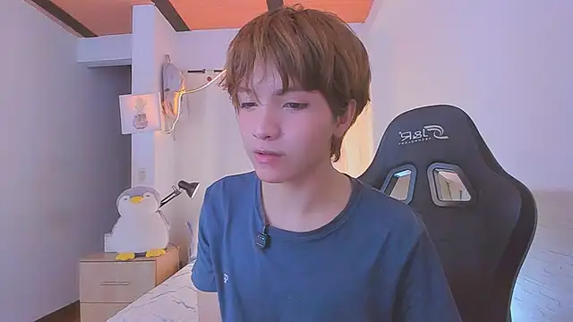 Sweet_Allan 即時 XXX 聊天