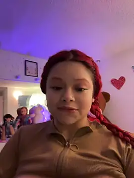 barbiee_doll1 élő XXX-chatje
