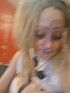 Splash_Queen420's Live XXX Chat
