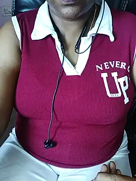 sexy-keerthin Live XXX chat