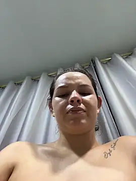 Živý XXX chat miacarrot