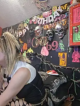 Splash_Queen420's Live XXX Chat