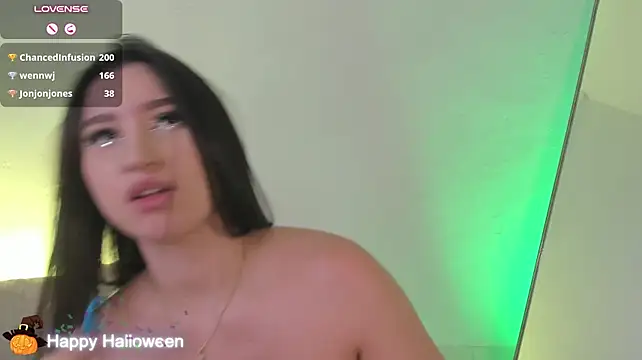 Maddye_ferrer1 élő XXX-chatje
