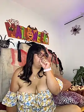 HelenaWinterbournn Live XXX chat