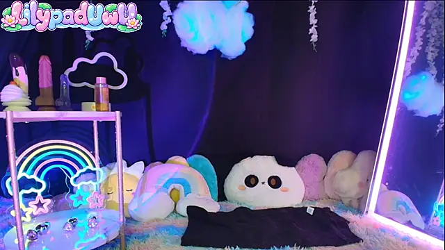 Chatroom XXX en direct de lilypadUwU