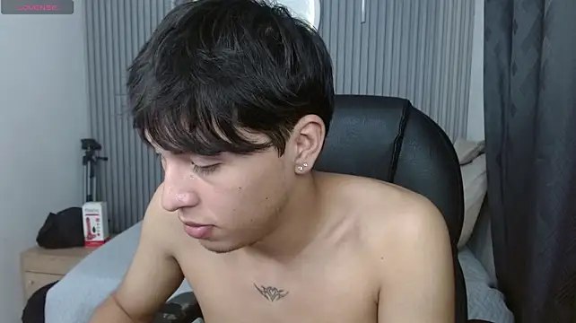 StiwenTwink's Live XXX Chat