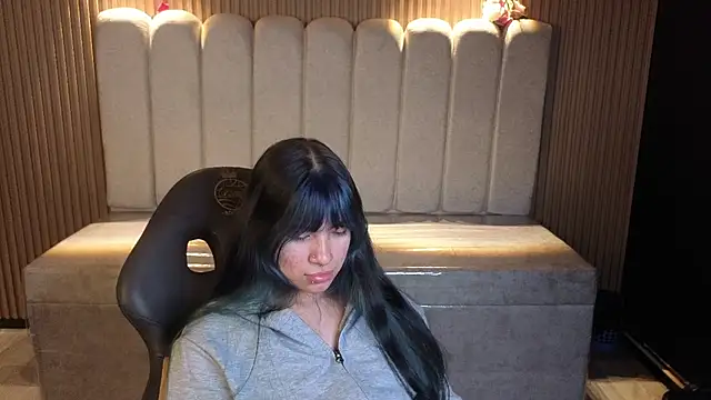 Bonnie_ligthn Webbikameraesitys