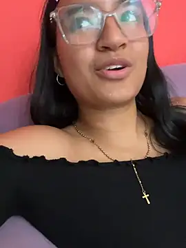 Almilu live XXX chat