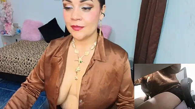Paulina-Becerraan Live XXX chat
