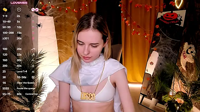 LillianShine's Live XXX Chat