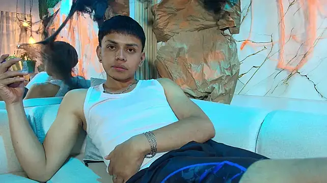Онлайн чат XXX ryanmilk_