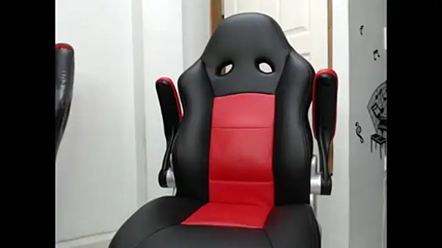 XXX chat uživo modela Hiso_kai