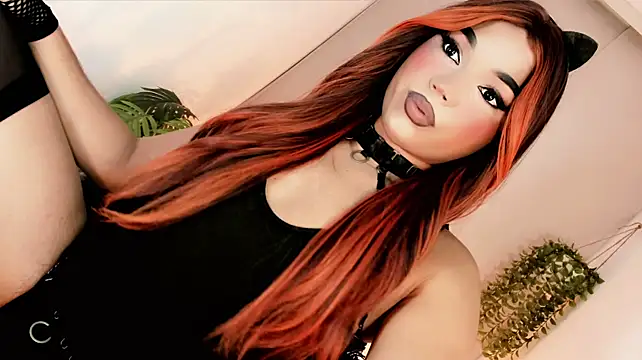 misstreslatinのライブXXXチャット