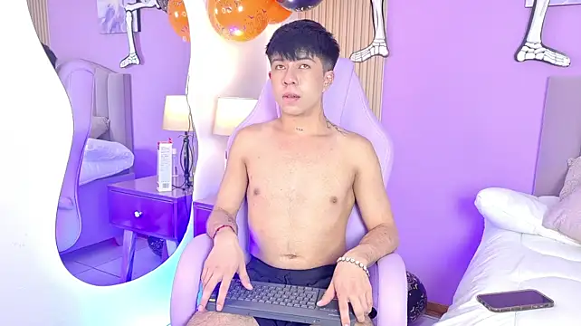 XXX chat uživo modela Ryu_Mont