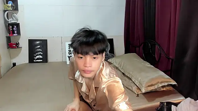 hotfreshdior Chat XXX in diretta