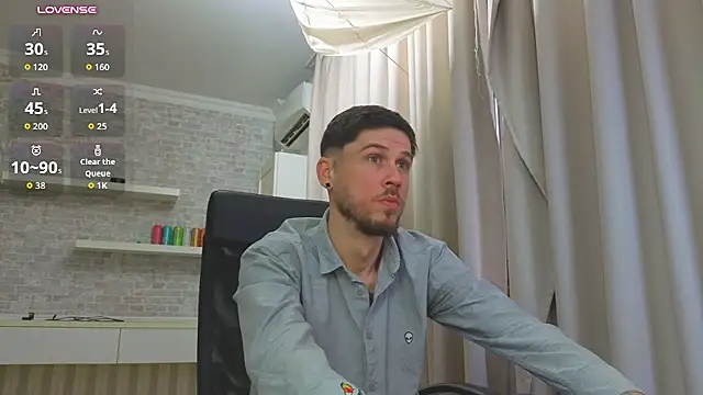 Chat XXX ao vivo de JonahShaw