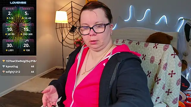 BonnnyBoobsy élő XXX-chatje
