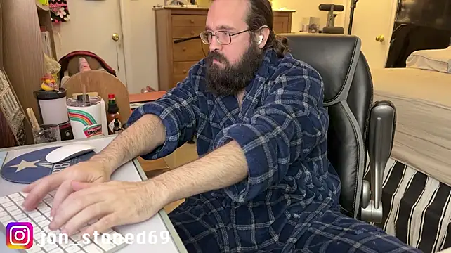 Apocalypse_Jerryn Webbikameraesitys