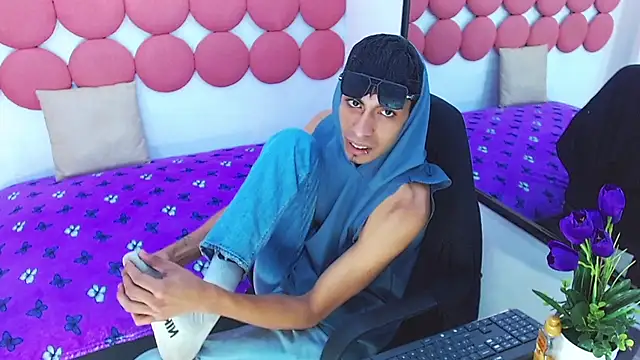 צ'אט XXX בשידור חי של Drake_Jack