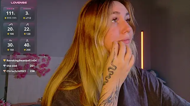 Živý XXX chat LunaXBaddie