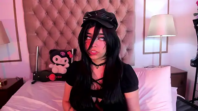 kira_Berry_'s Live XXX Chat