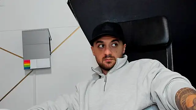 JamesMyerss 现场XXX聊天