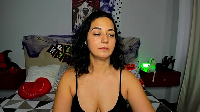 Linda_Insatiablen Live XXX chat