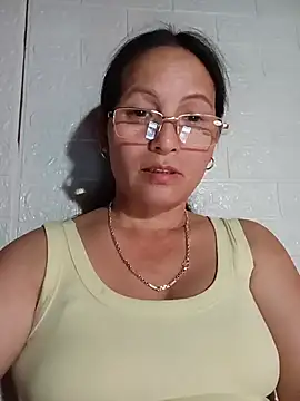 Sexy_cum123 élő XXX-chatje