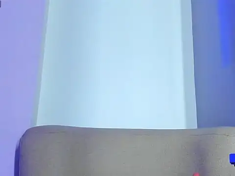 Danteluxx_ élő XXX-chatje