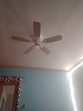 ReallyReallyReal élő XXX-chatje