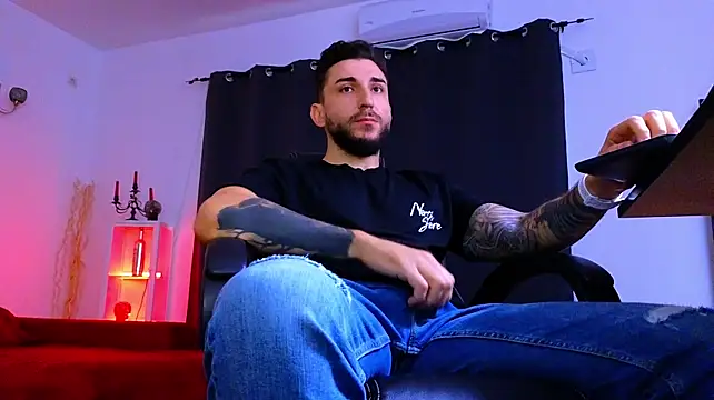 Chatroom XXX en direct de MightyAaron66