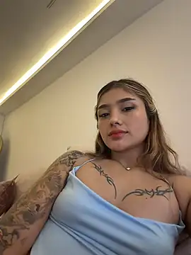แชท XXX สดของ Ariannaa_1