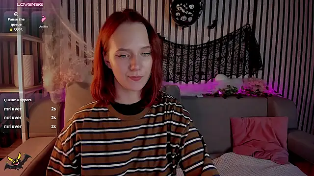 Casey_Sweeet élő XXX-chatje