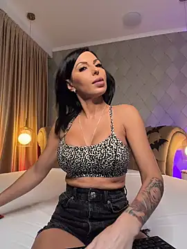 XXX chat uživo modela ReynaMorel