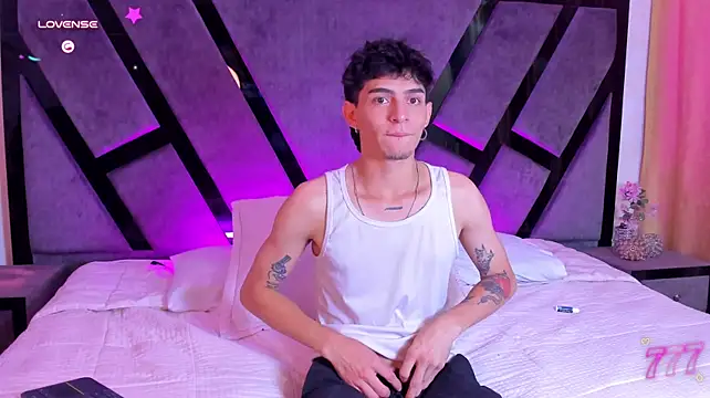 XXX chat uživo modela _IanLark
