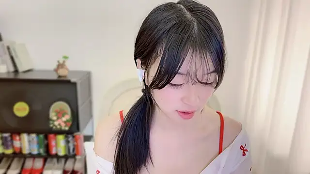 แชท XXX สดของ Onechestnut