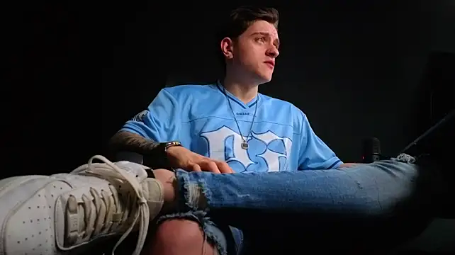 FelixStarkk élő XXX-chatje