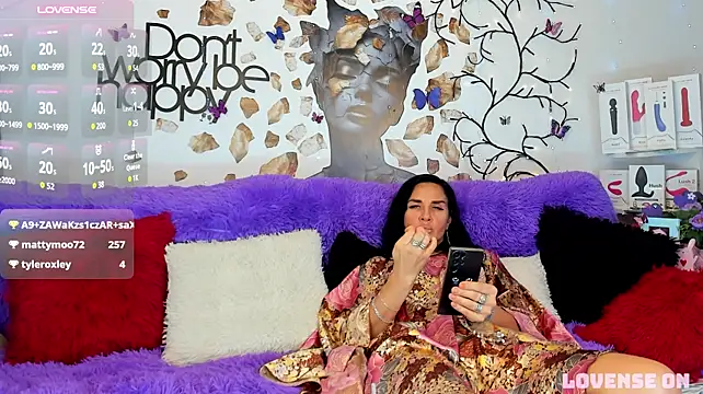 XXX chat uživo modela Tara_Bloss