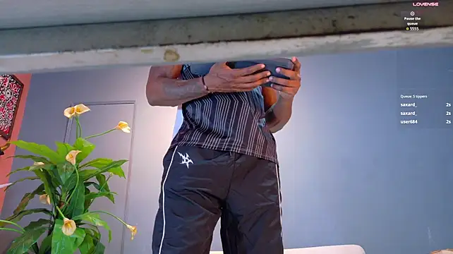 hunter_biggest: απευθείας συνομιλία ΧΧΧ