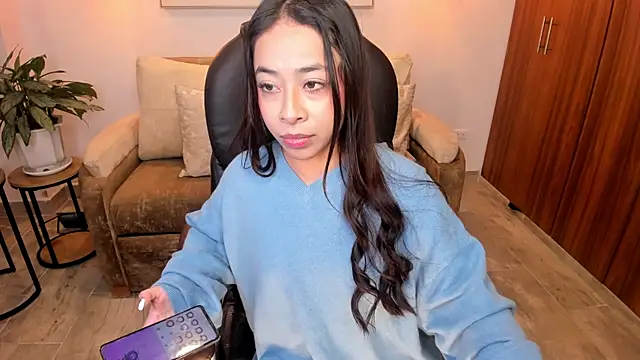 July_Adamsn Live XXX chat