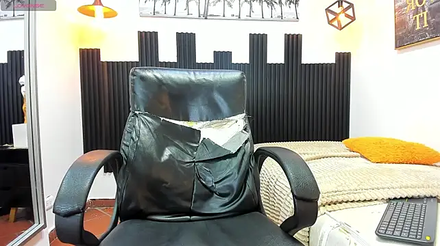 Chat +18 de ren_storm ao vivo