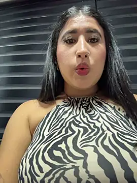 Kiitty_LSn Live XXX chat