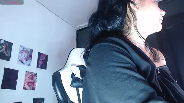 gigiqueen1n Live XXX chat