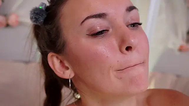 XXX chat uživo modela YayMaya
