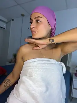 aisha_k élő XXX-chatje