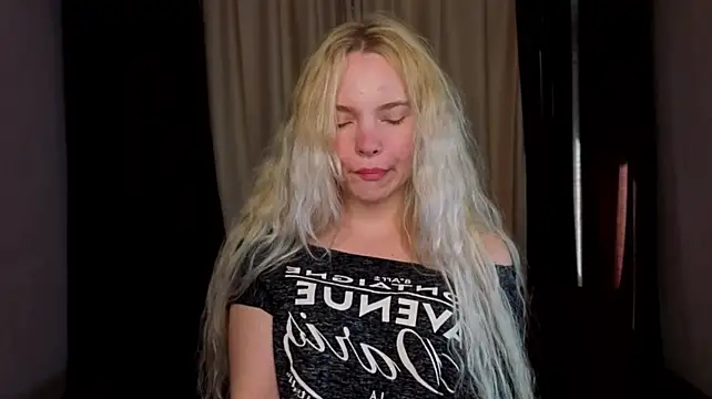 NevaStallworthn Live XXX chat