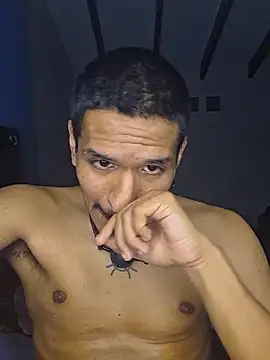 Gooner_Slaven Live XXX chat