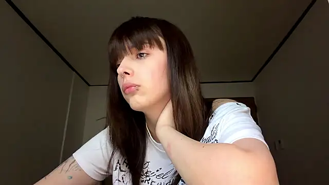 KathiePeeksn Live XXX chat