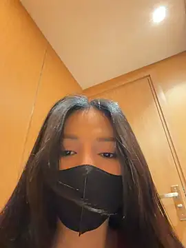 צ'אט XXX בשידור חי של Linh_2004